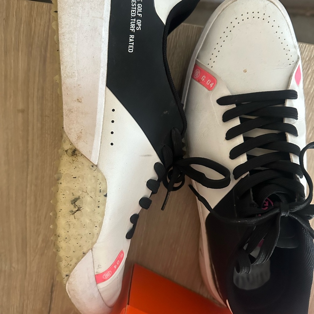 G/FORE White and Black MenGolf Sneakers with Pink Accents